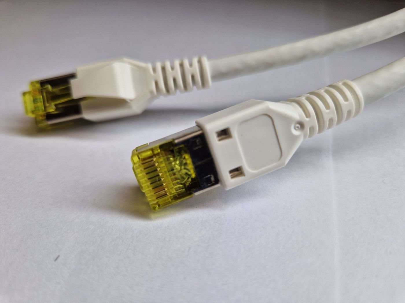 Patchcord ze złączami RJ45